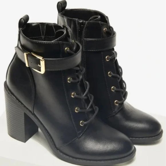 Shoe Dazzle Dilly Block Heel Bootie - NIB! - Picture 2 of 4